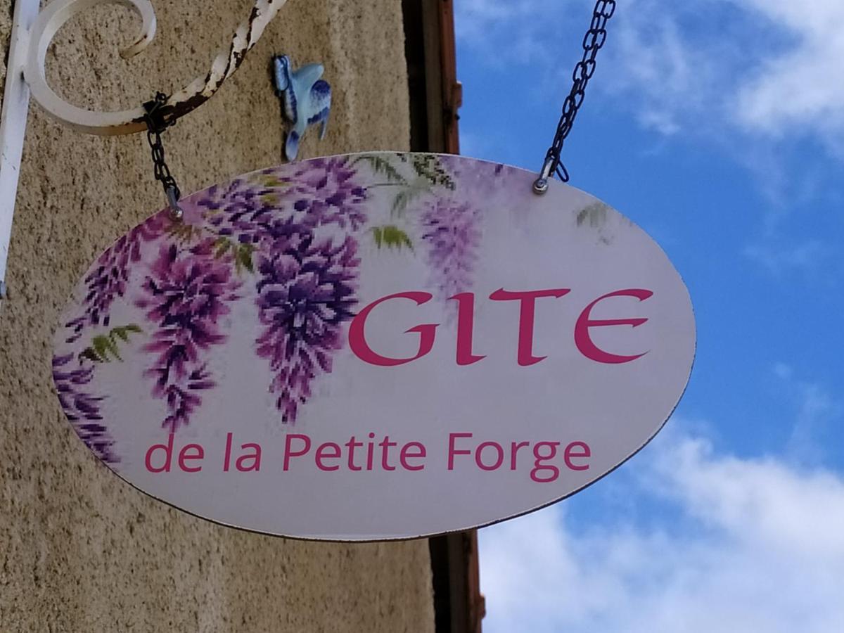 Gite De La Petite Forge Clevilliers Dış mekan fotoğraf